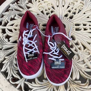 Everlast memory foam sneakers sz. 7.5 NWT